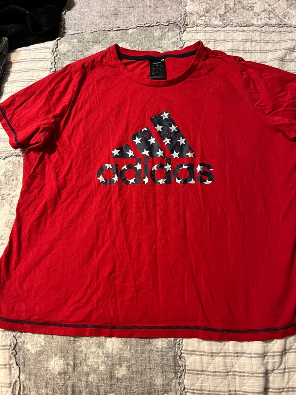 adidas  Red Short Sleeve Tee with Star-Pattern Logo